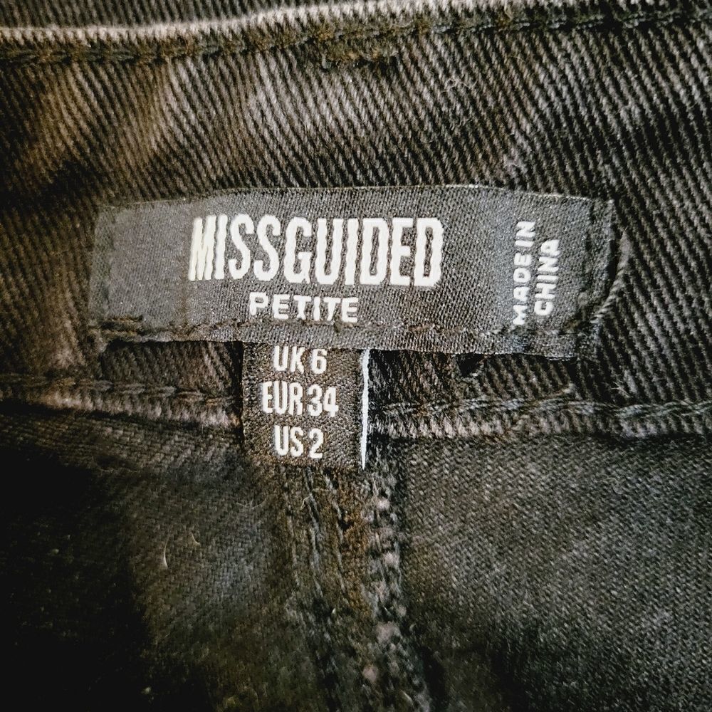MISSGUIDEDRiot High Rise Ripped Mom petite Jeans. - Picture 7 of 13